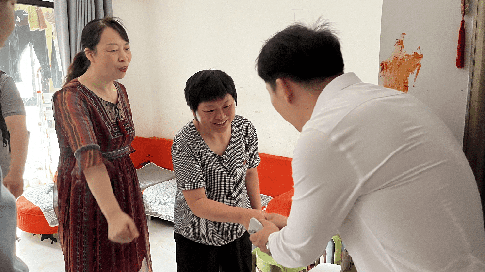 中奥生态环境股份有限公司党支部开展慰问困难群众活动